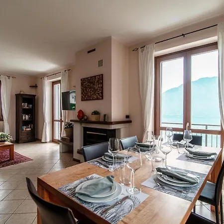 Appartamento Degli Angeli - By Myhomeincomo *